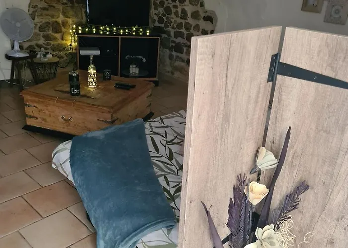 Apartment Atypical *
